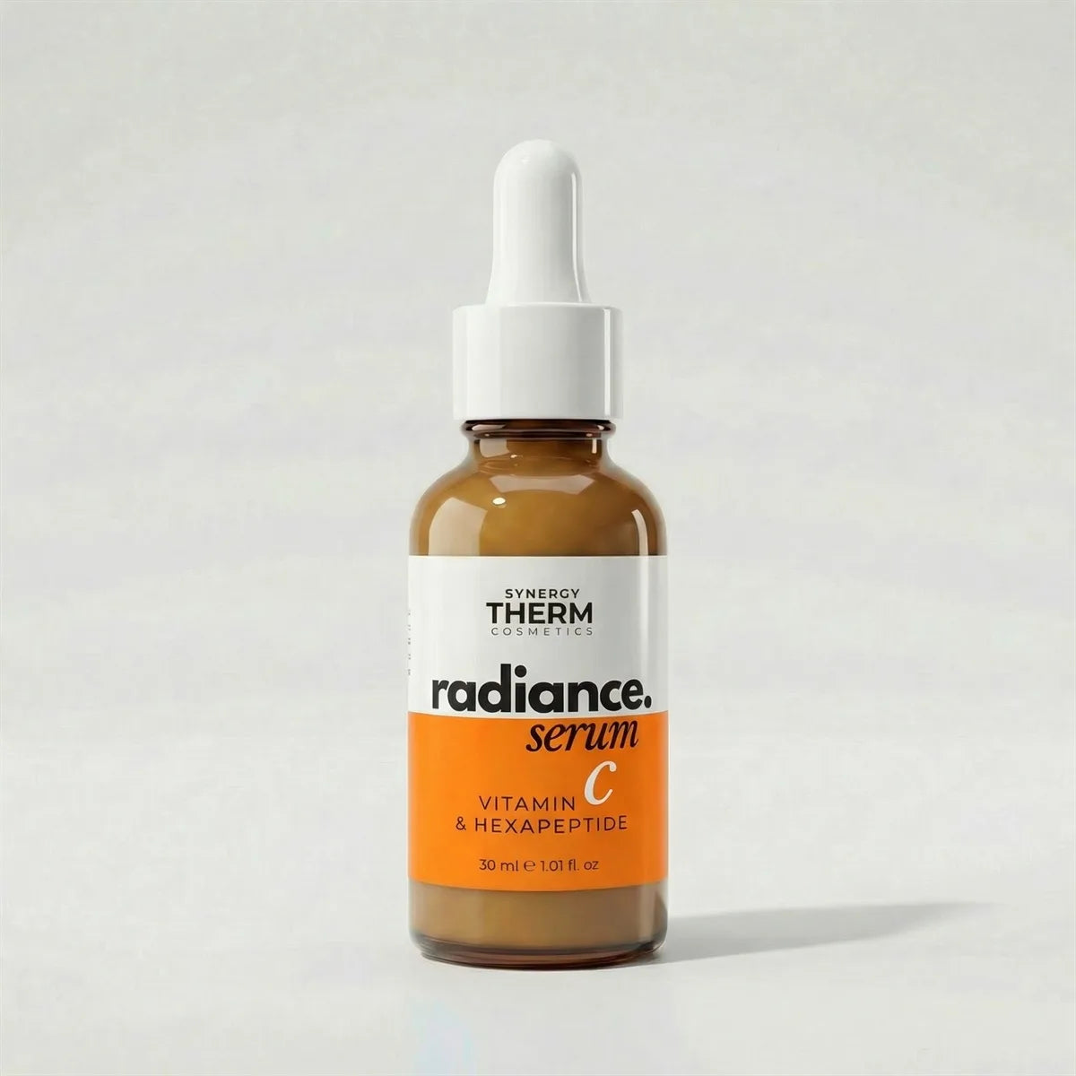 Ser iluminator și antioxidant cu Vitamina C, Radiance Serum, cu Vitamina C lipozomală și Hexapeptide